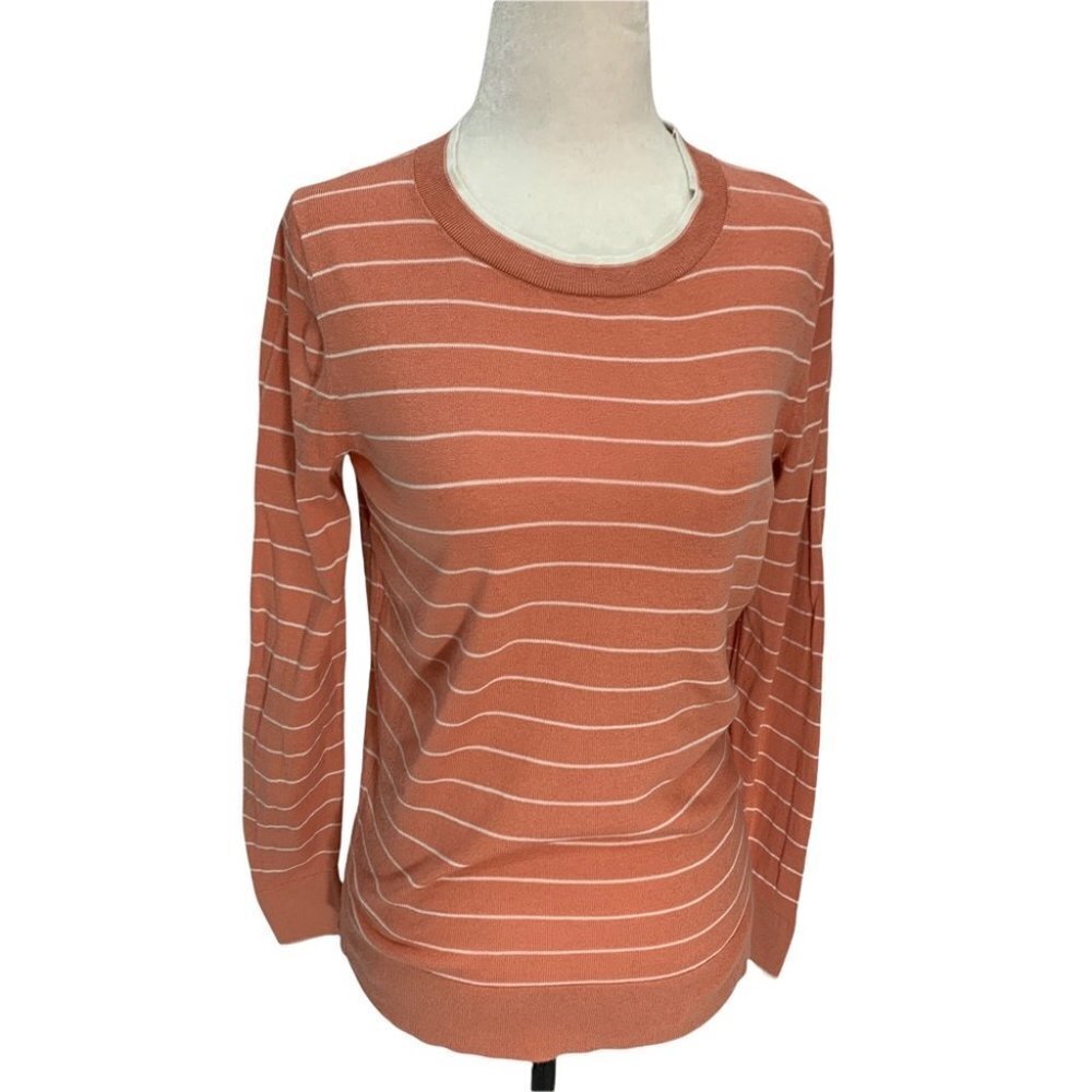 π
Ίbanana Republic FactoryπΊCotton Blend Striped Coral Petite Crew Neck Sweaβ¦